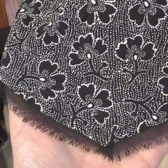 SILENCE + NOISE Urban Outfitters Mini Dress Small Black Asymmetrical Raw Hem‎ XS - Picture 4 of 7